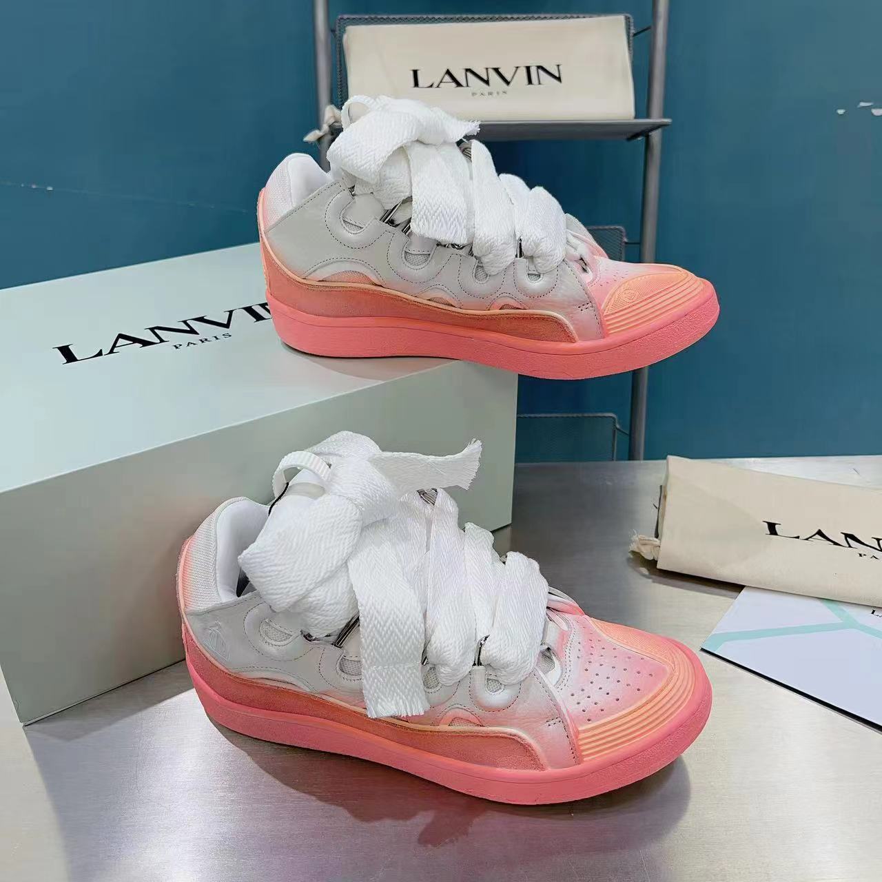 Lanvin Curb Sneakers - EUR FASHION