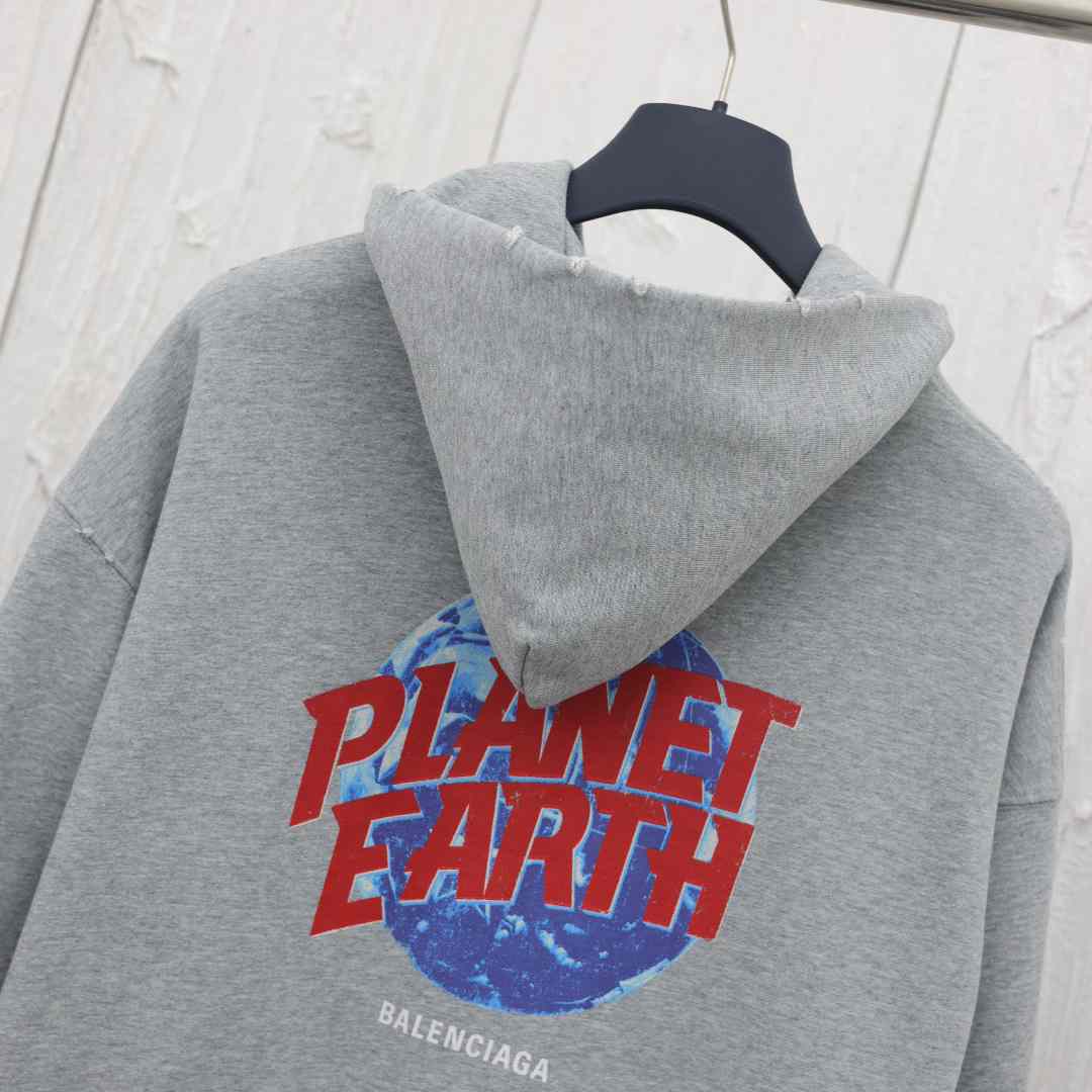 Balenciaga Planet Earth Zip-Up Hoodie Regular Fit In Heather Grey - EUR FASHION