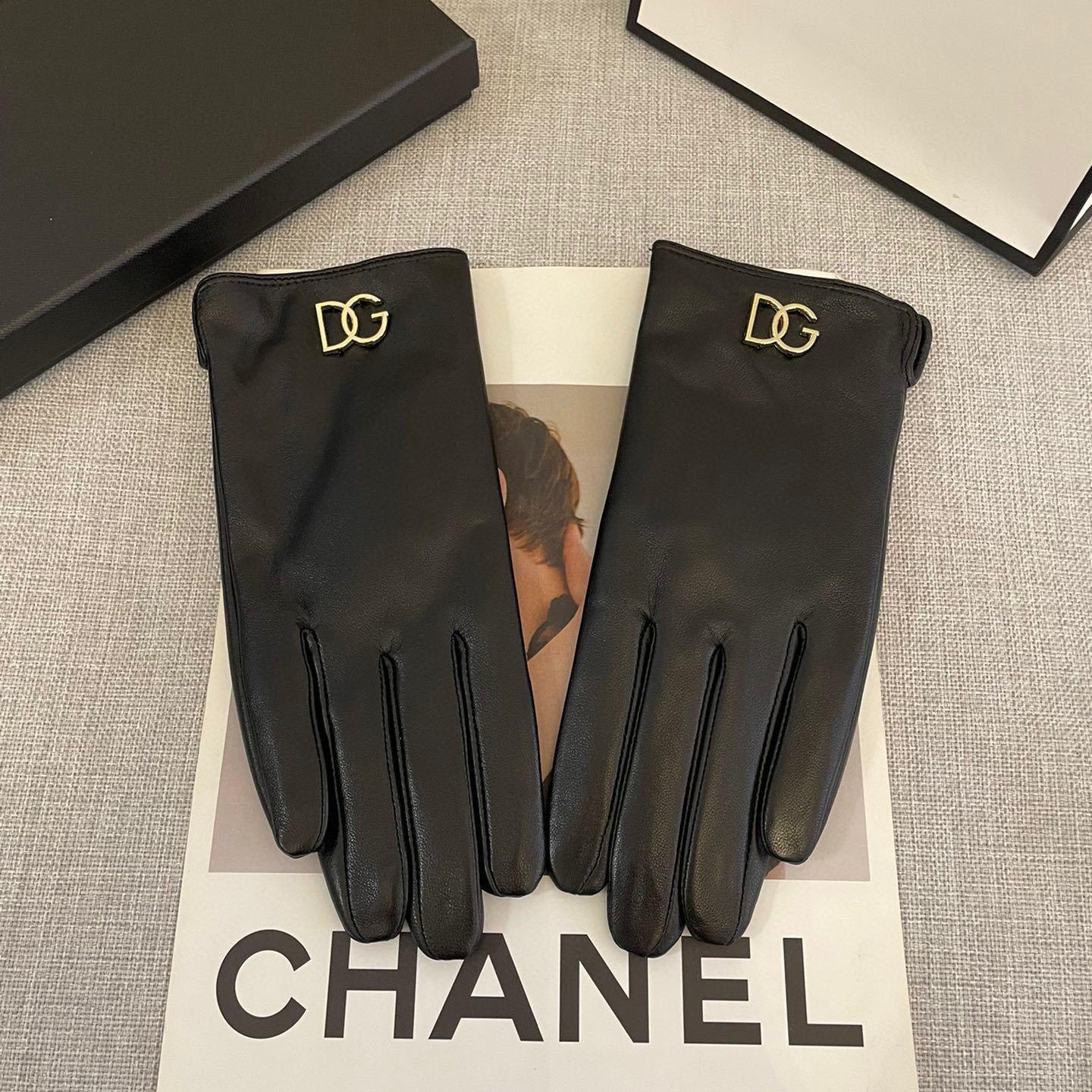 Dolce & Gabbana Gloves  - EUR FASHION