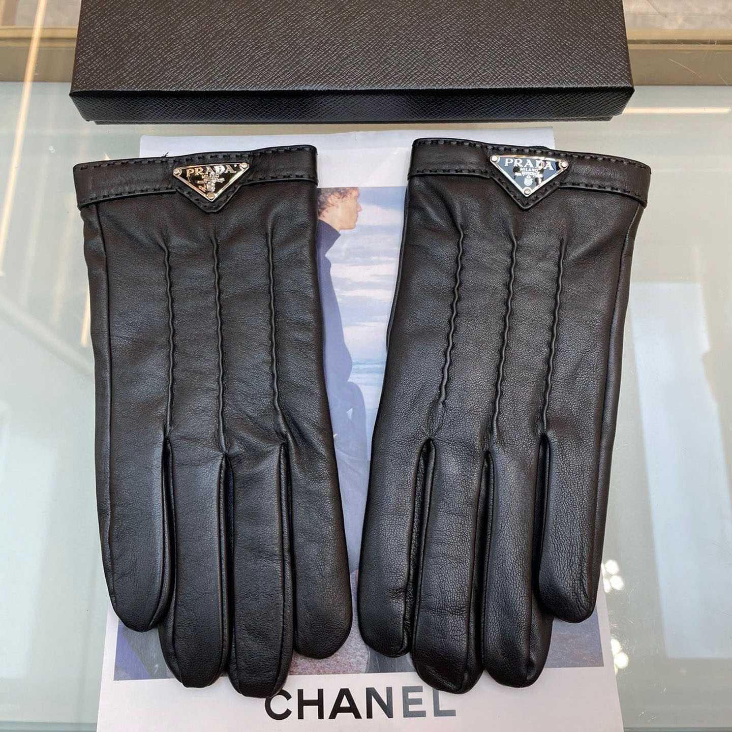 Prada Gloves  - EUR FASHION