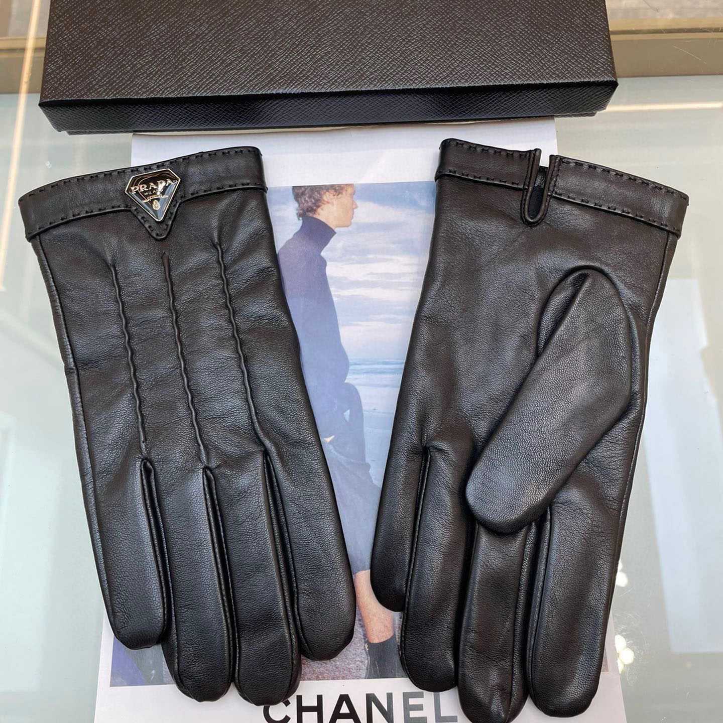 Prada Gloves  - EUR FASHION