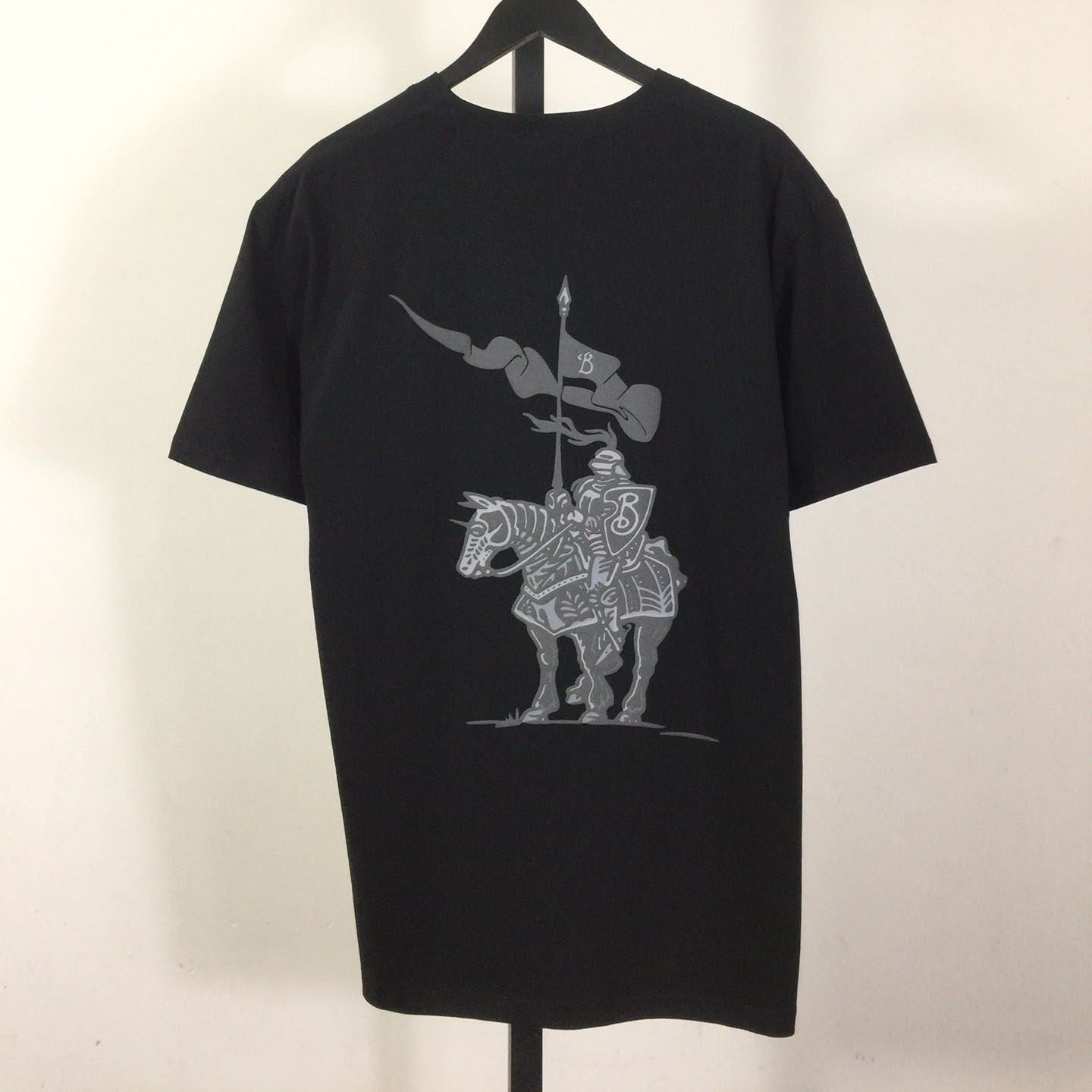 Burberry Cavalier Noir T-shirt - EUR FASHION