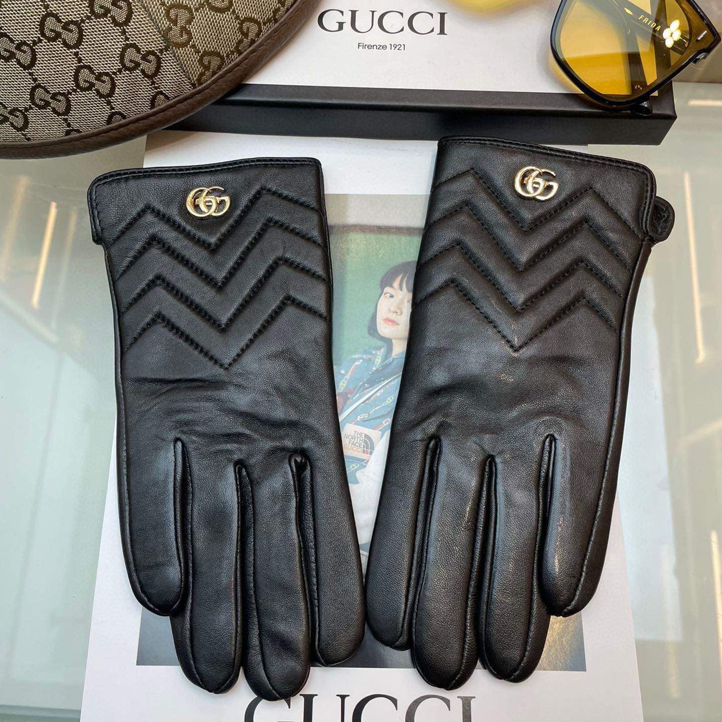 Gucci Gloves  - EUR FASHION