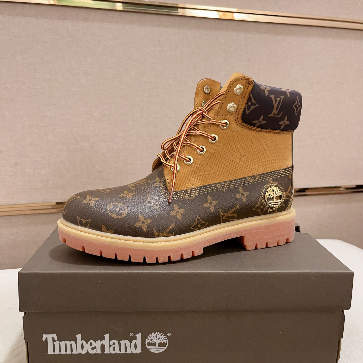 Louis Vuitton Timberland  Ankle Boot - EUR FASHION