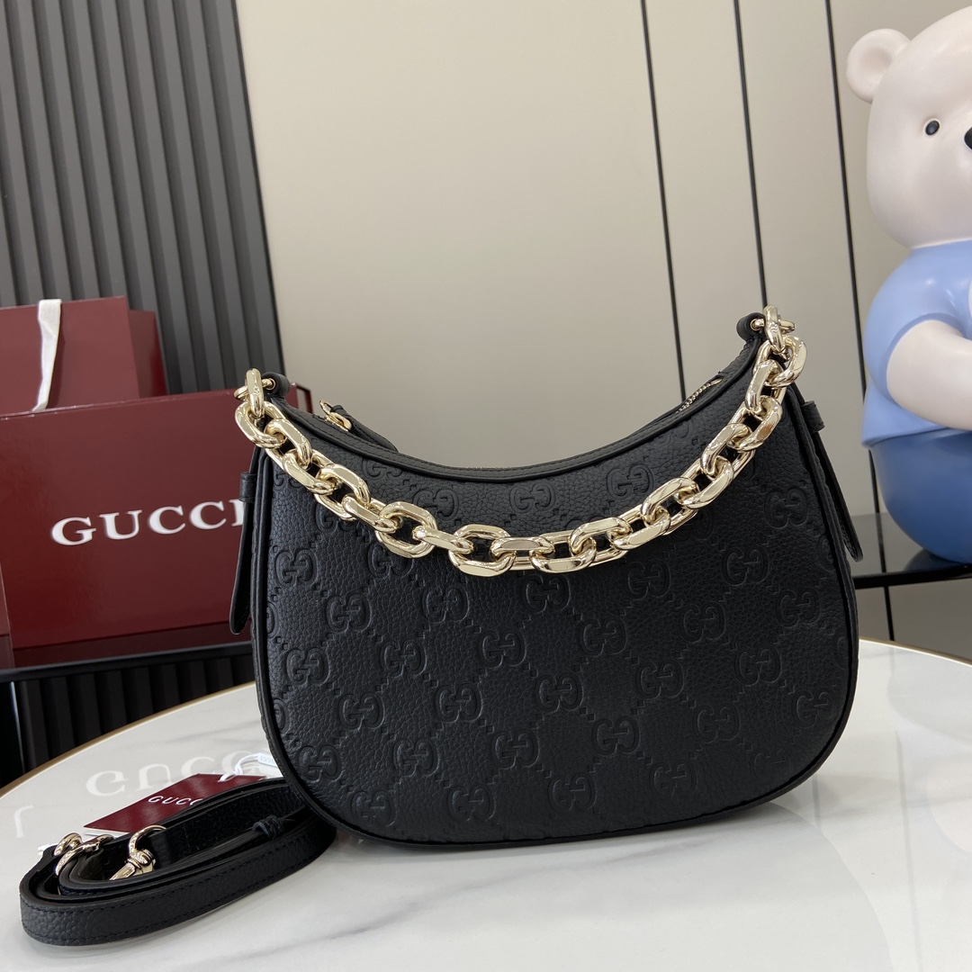 Gucci GG Emblem Small Shoulder Bag - EUR FASHION