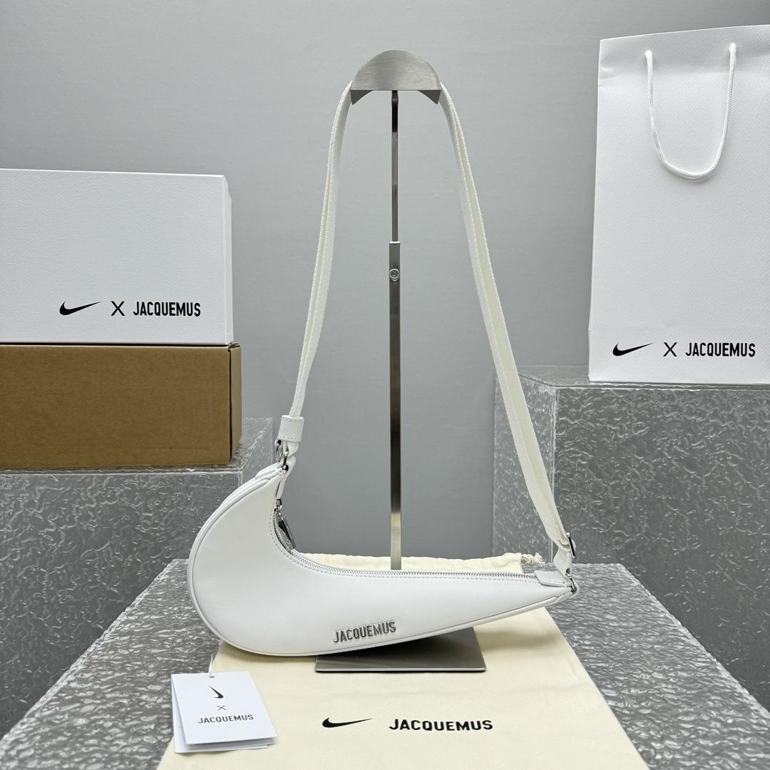 Jacquemus x Nike Le Sac Swoosh (30x 8.5cm) - EUR FASHION