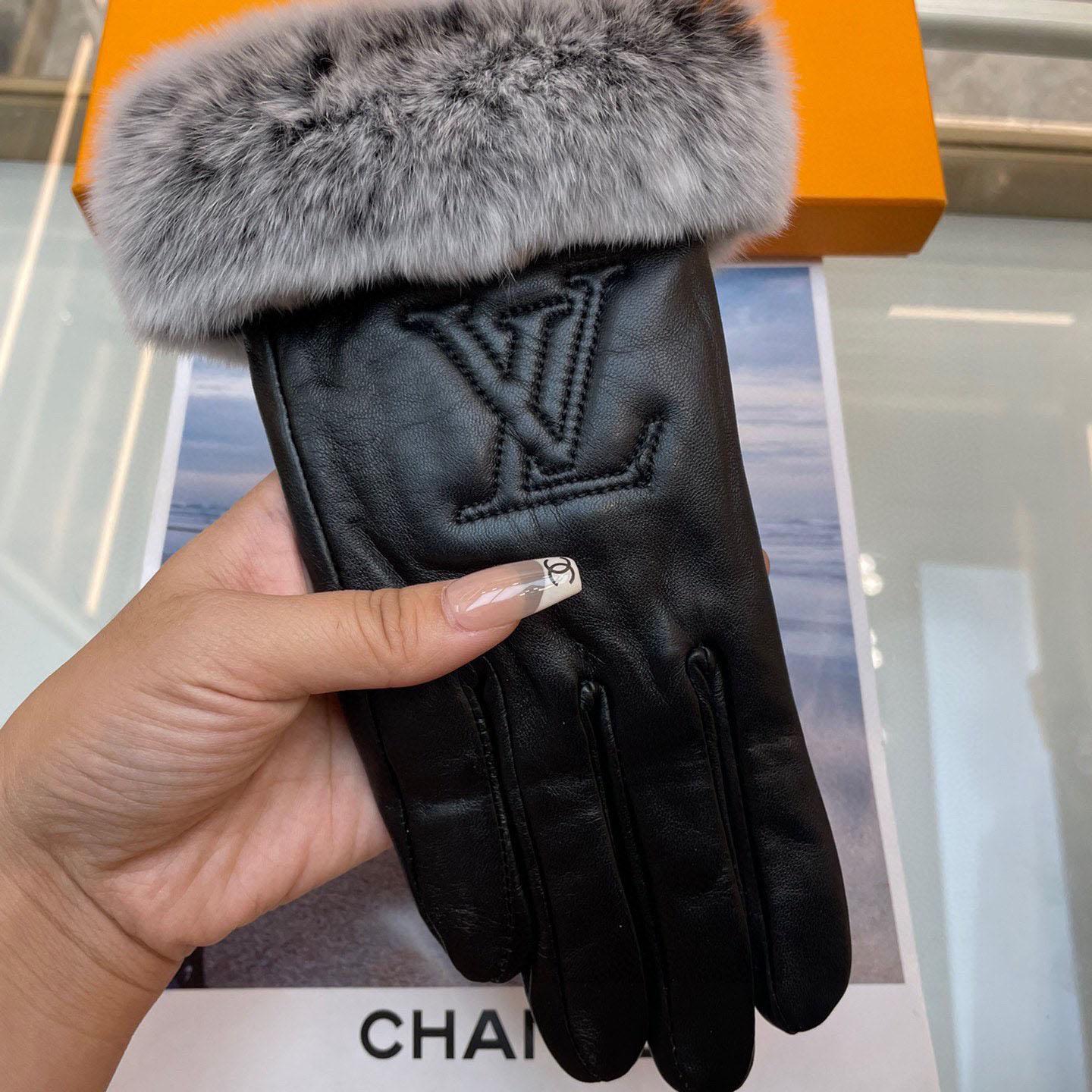 Louis Vuitton Gloves  - EUR FASHION