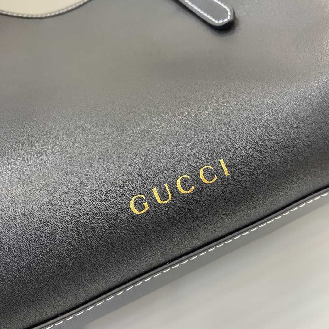 Gucci GG Emblem Medium Tote Bag - EUR FASHION