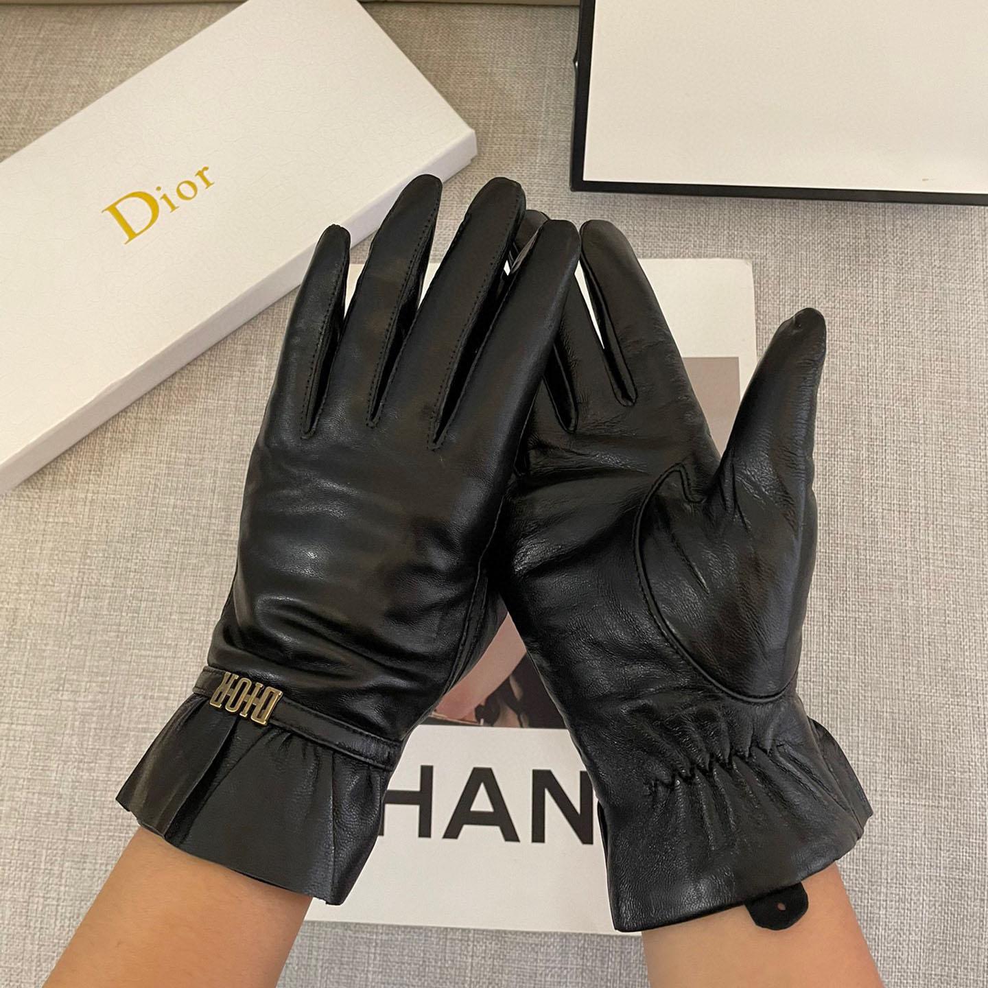 Dior Gloves  - EUR FASHION