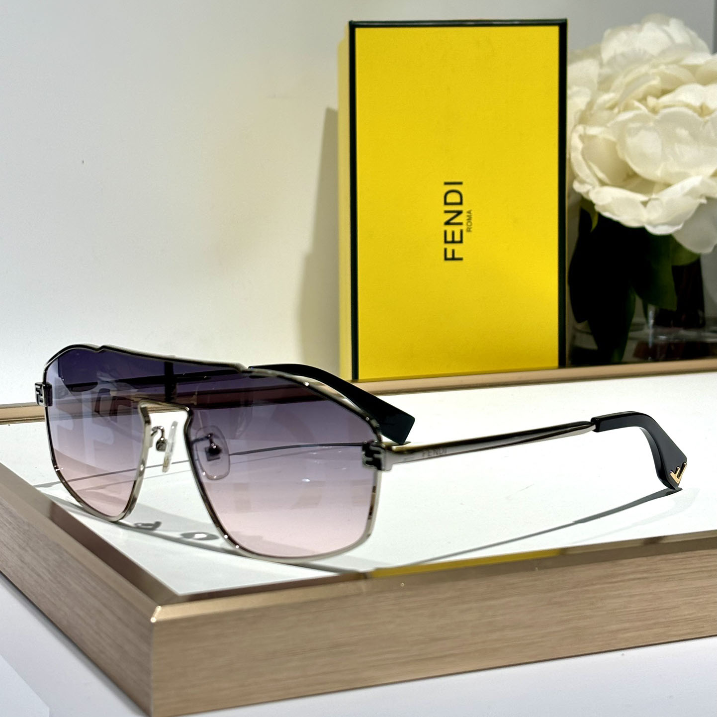 Fendi Sky Sunglasses   FE40129U - EUR FASHION