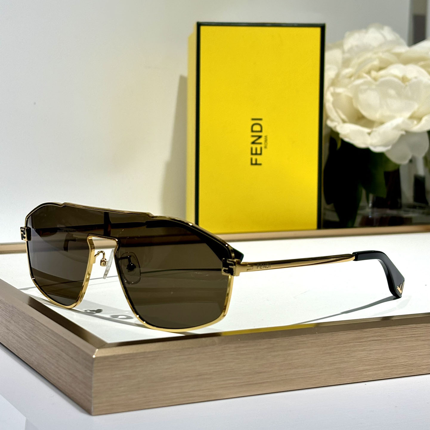 Fendi Sky Sunglasses   FE40129U - EUR FASHION