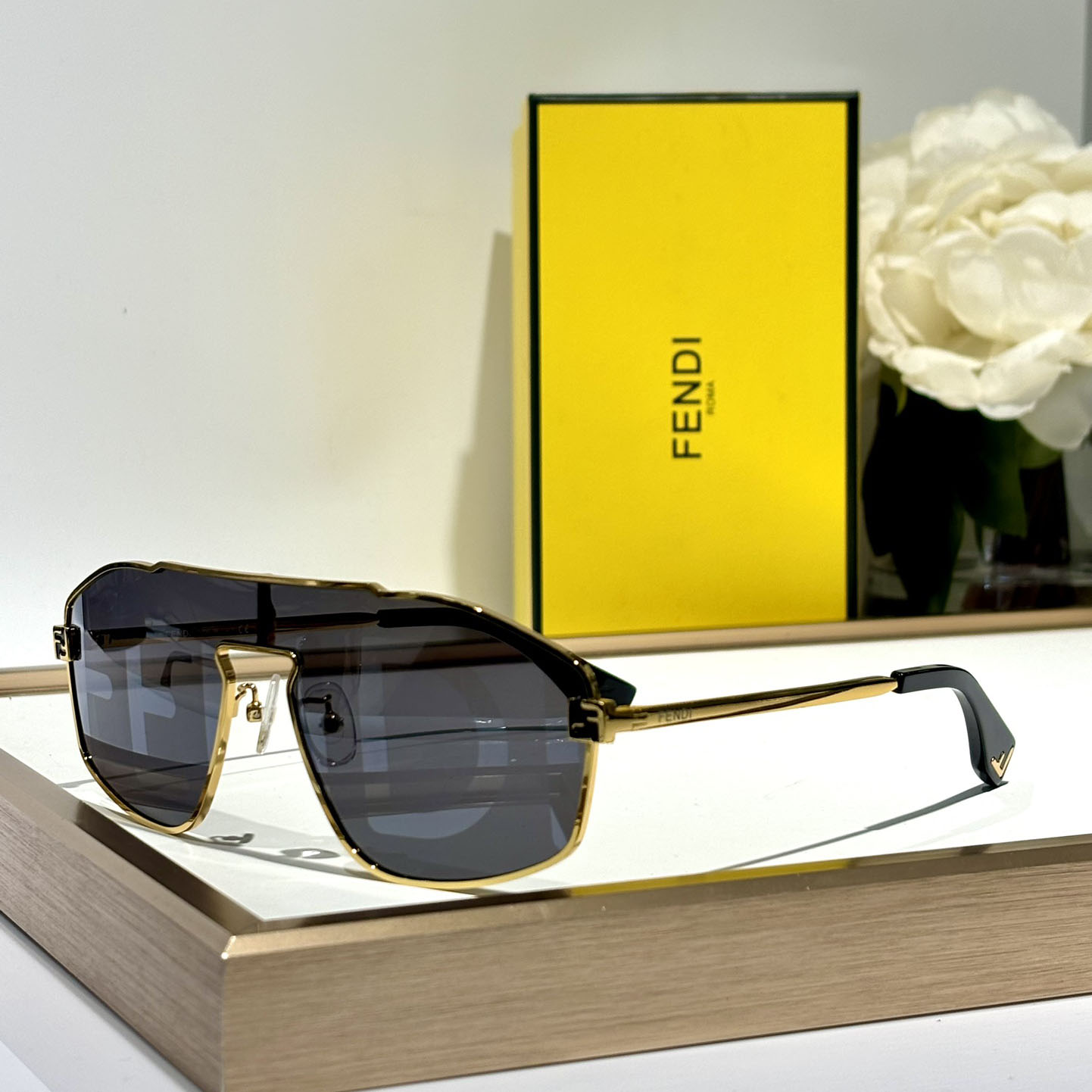 Fendi Sky Sunglasses   FE40129U - EUR FASHION