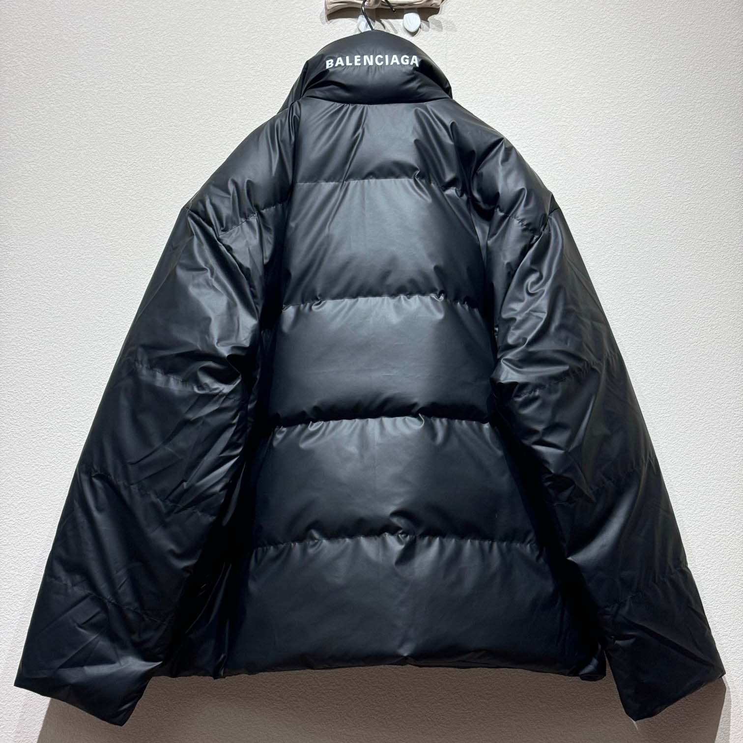 Balenciaga Oversized Wrap Puffer Jacket - EUR FASHION