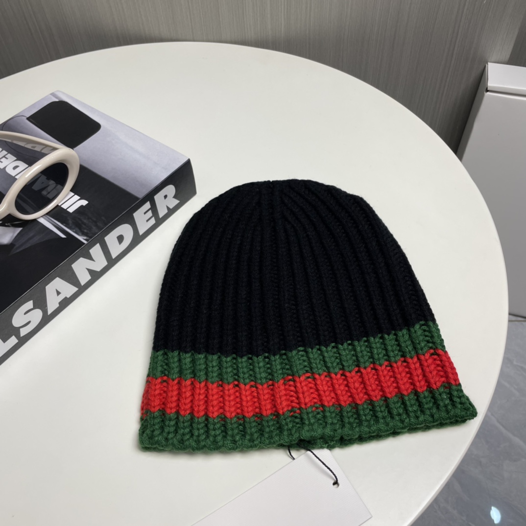 Gucci Beanie  - EUR FASHION