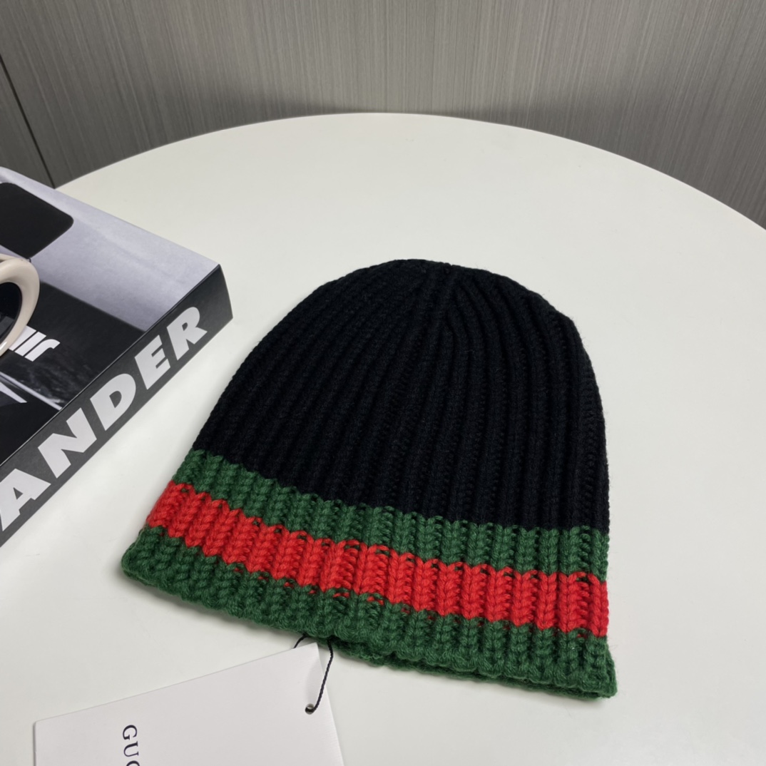 Gucci Beanie  - EUR FASHION