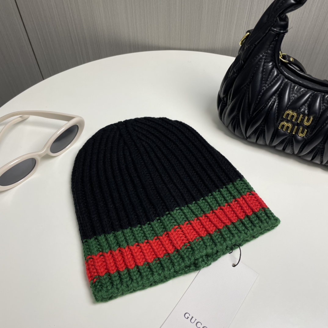 Gucci Beanie  - EUR FASHION