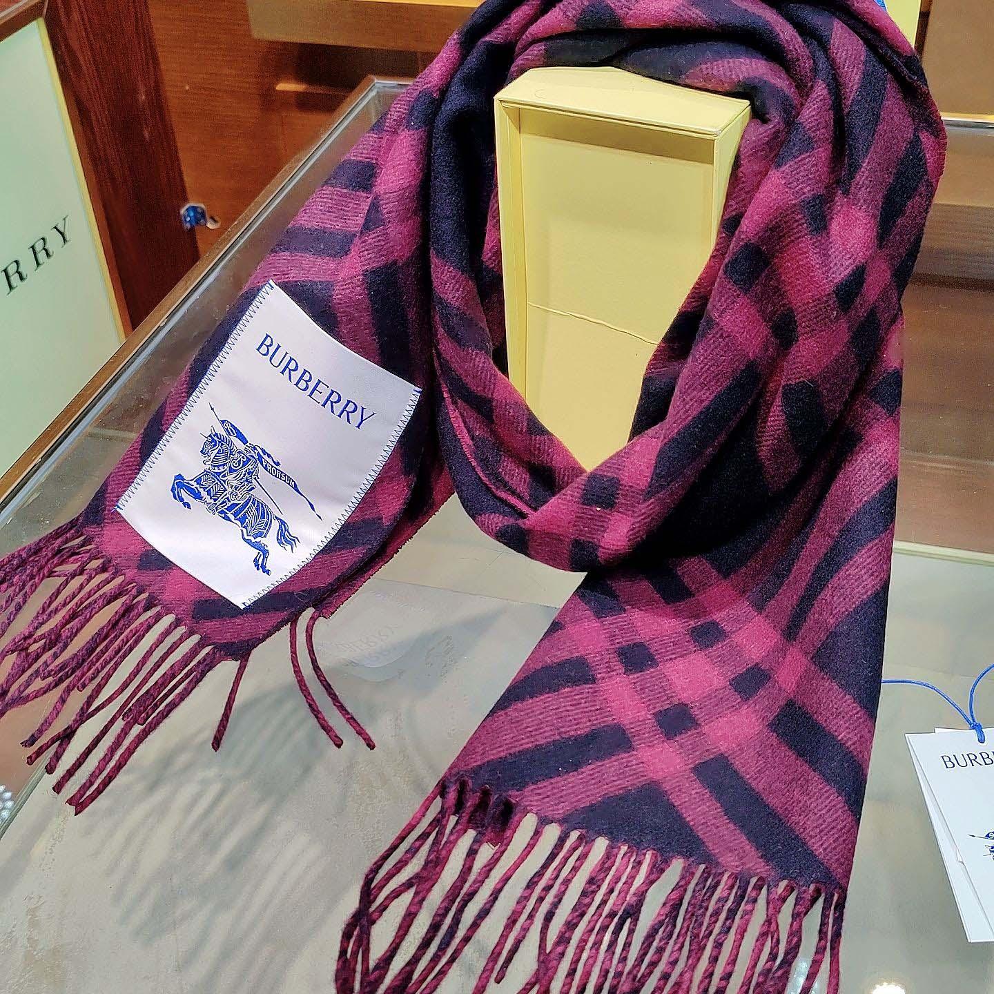 Burberry Check Cashmere Scarf - EUR FASHION