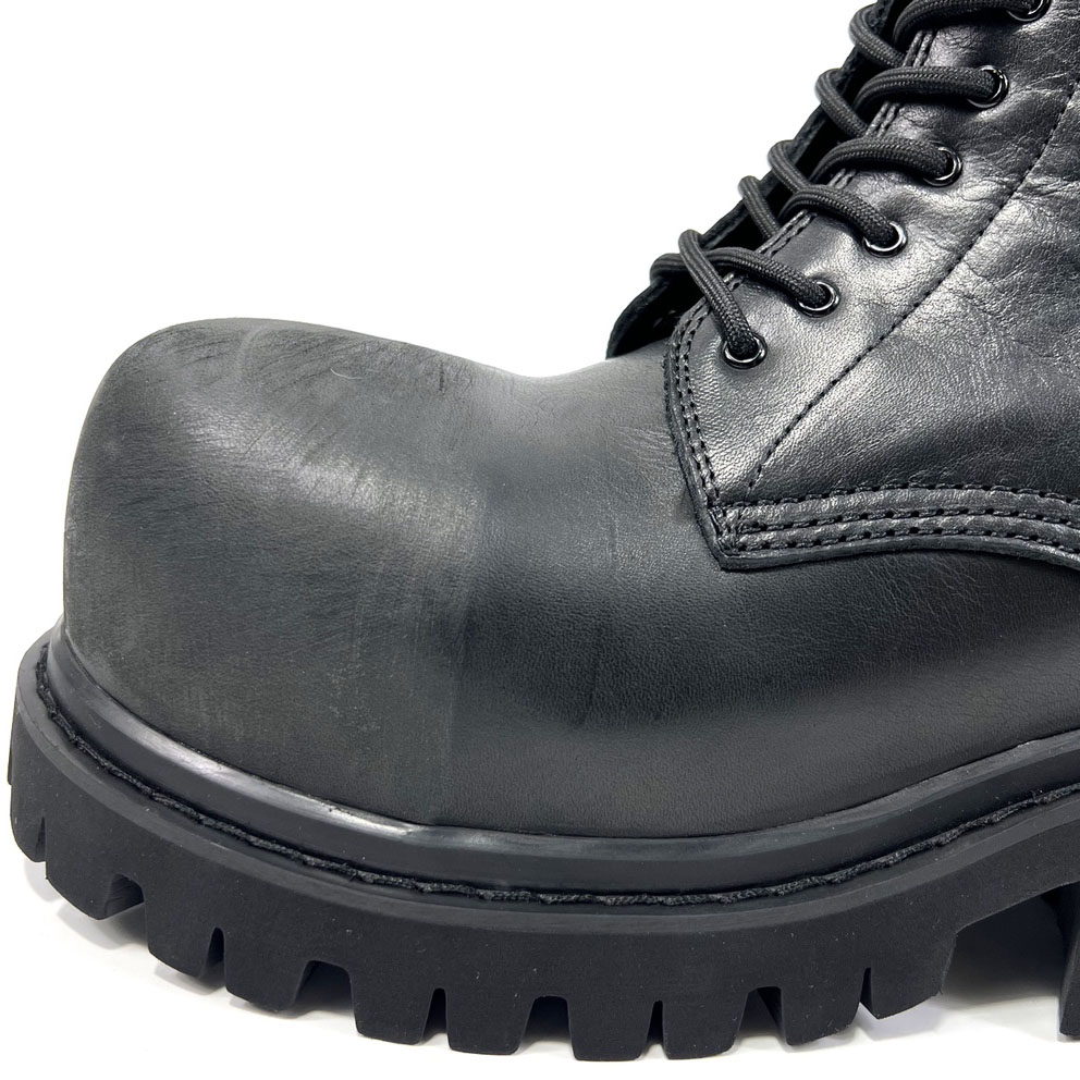 Balenciaga Stomper Boot In Black - EUR FASHION