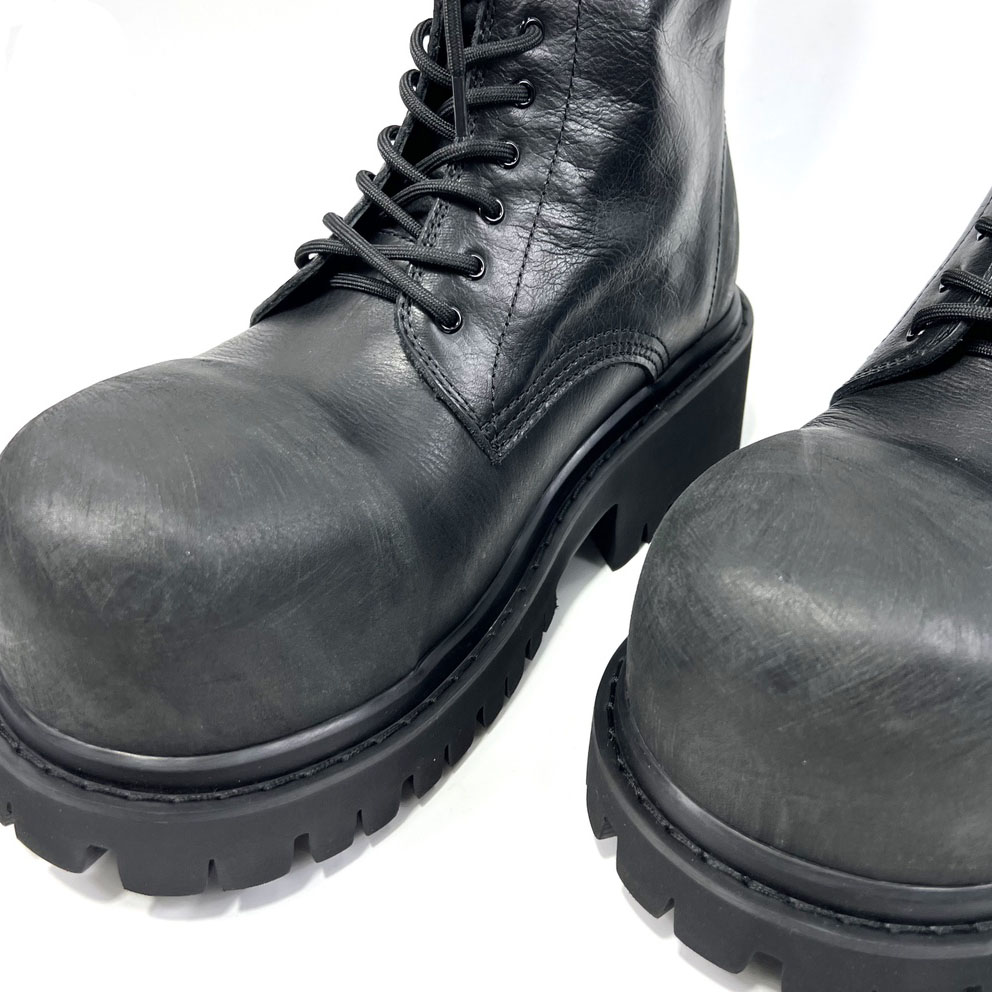 Balenciaga Stomper Boot In Black - EUR FASHION