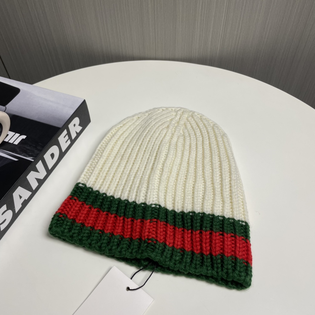 Gucci Beanie  - EUR FASHION