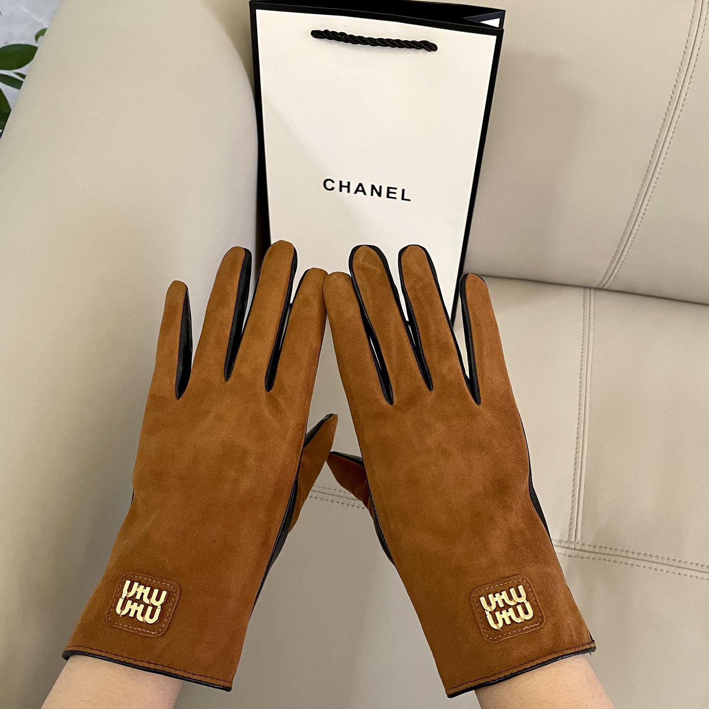 Miu Miu Gloves  - EUR FASHION