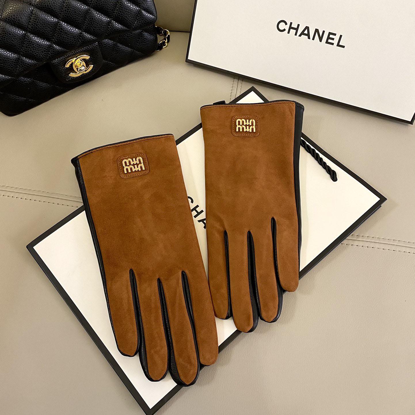 Miu Miu Gloves  - EUR FASHION