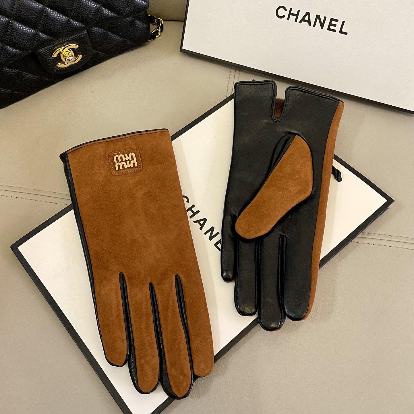 Miu Miu Gloves  - EUR FASHION