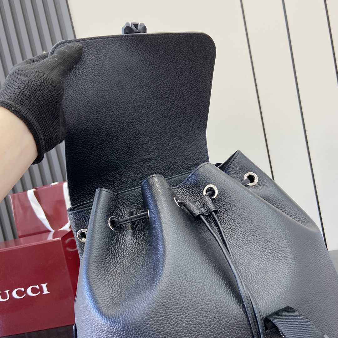 Gucci Large Backpack With Web - EUR FASHION