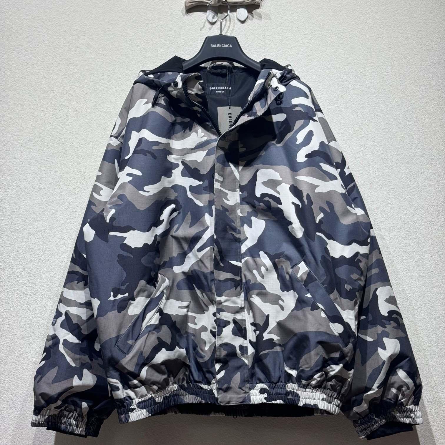 Balenciaga Camo Ski Parka In Grey  - EUR FASHION