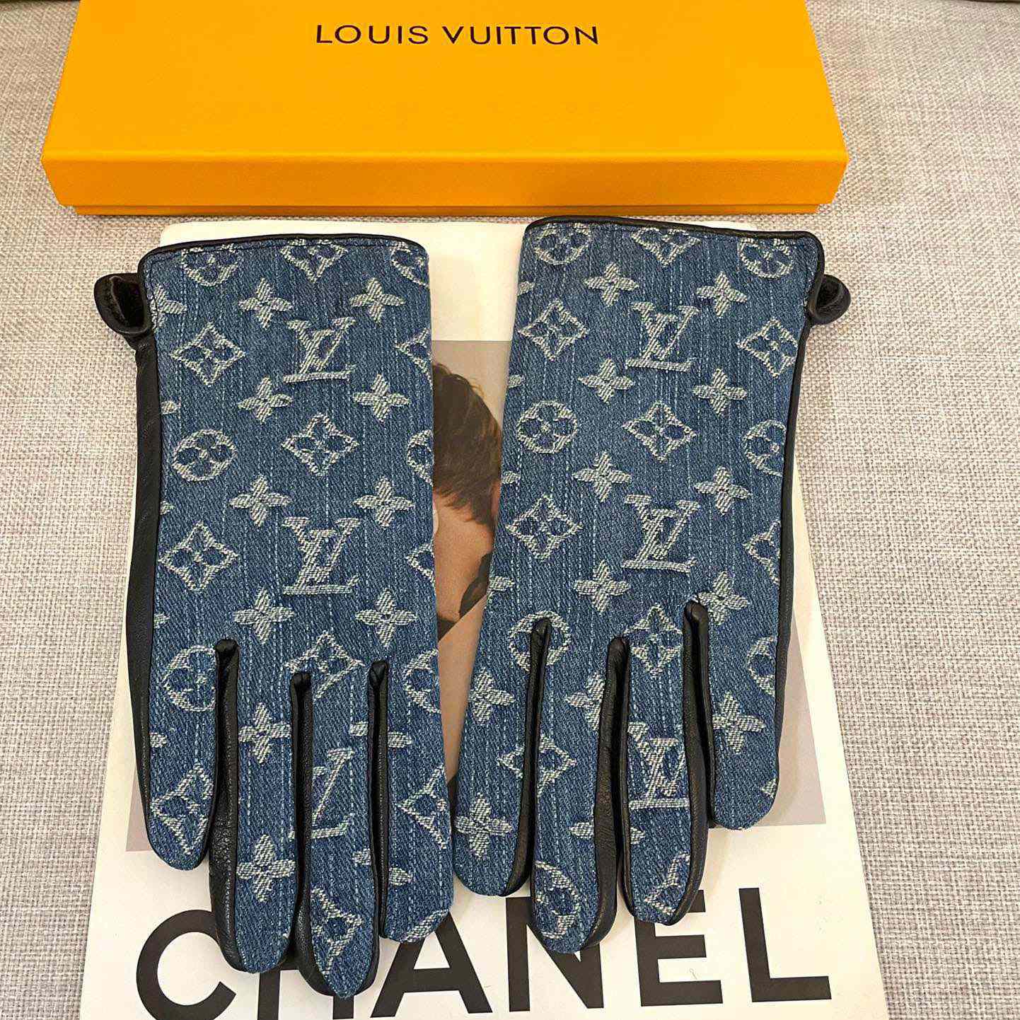 Louis Vuitton Gloves  - EUR FASHION