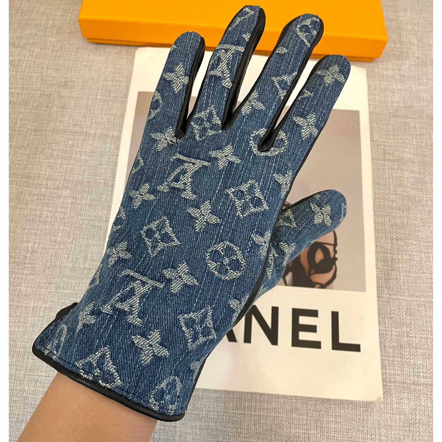 Louis Vuitton Gloves  - EUR FASHION