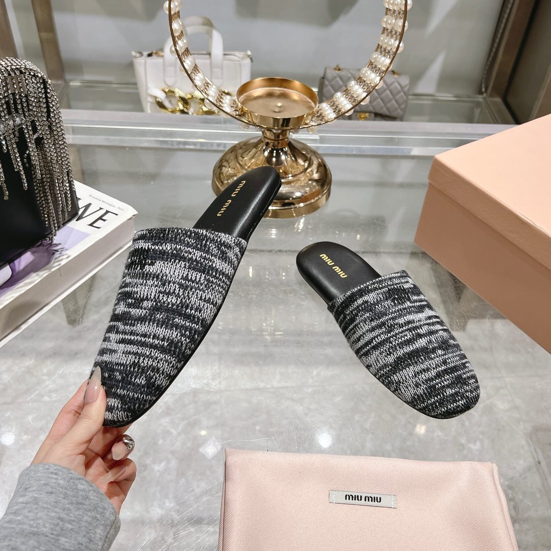 Miu Miu Wool slippers - EUR FASHION