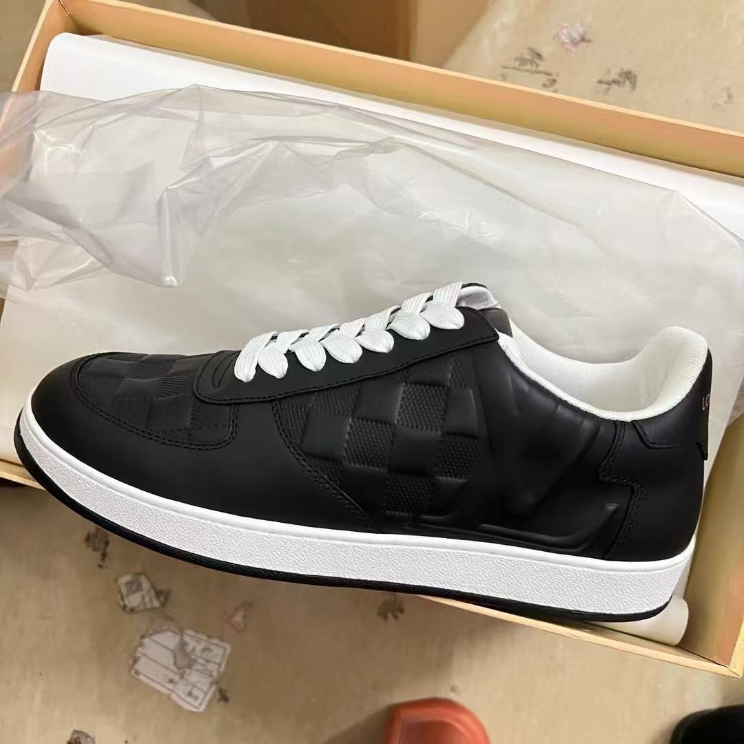 Louis Vuitton Rivoli Sneaker  1ACVIB - EUR FASHION