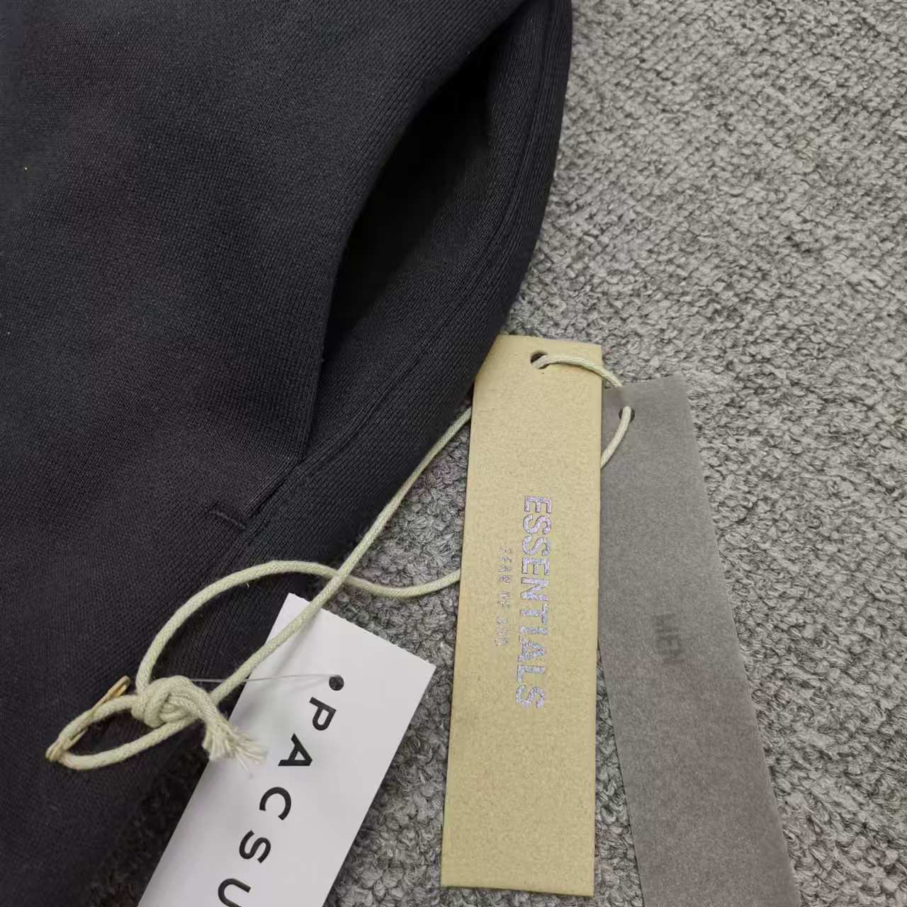 Fear of God Essentials Sweatpants - EUR FASHION