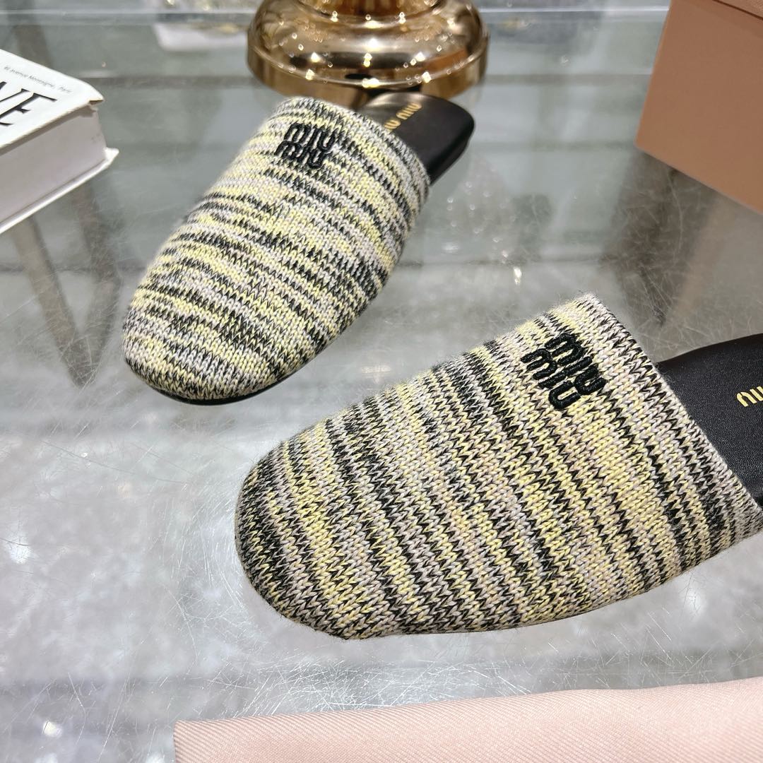 Miu Miu Wool slippers - EUR FASHION