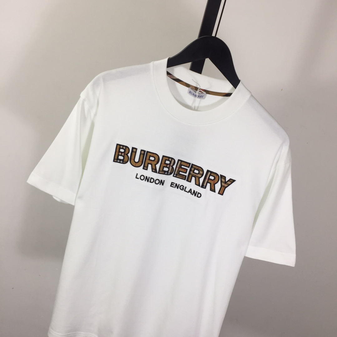 Burberry Cotton T-shirt - EUR FASHION