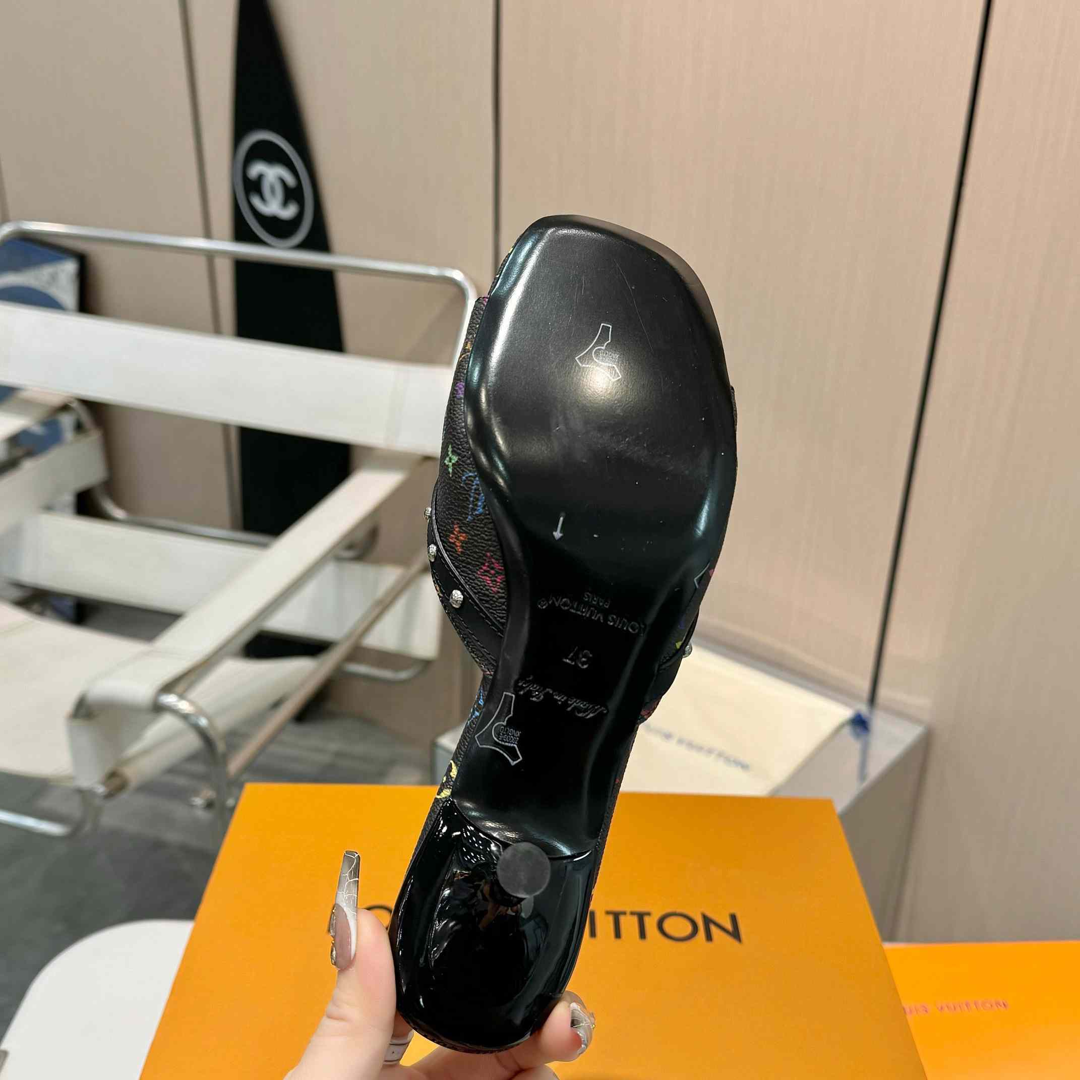 Louis Vuitton LV x TM 6AM Mule    - EUR FASHION