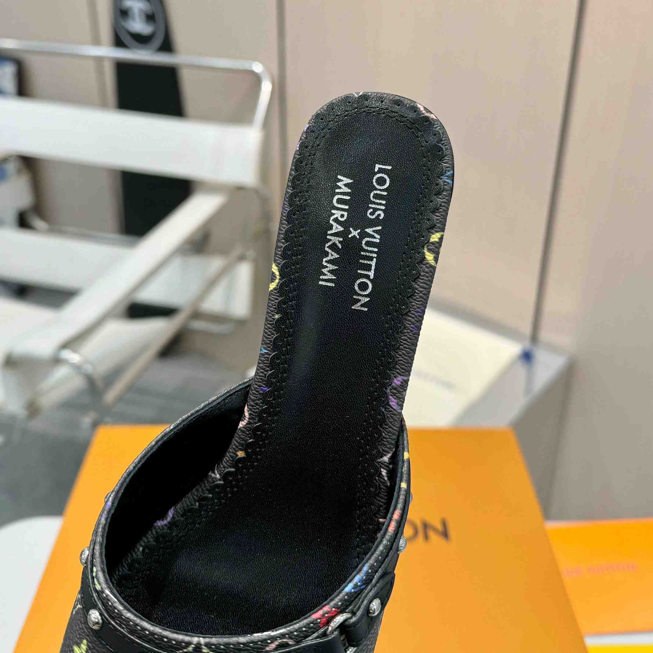 Louis Vuitton LV x TM 6AM Mule    - EUR FASHION