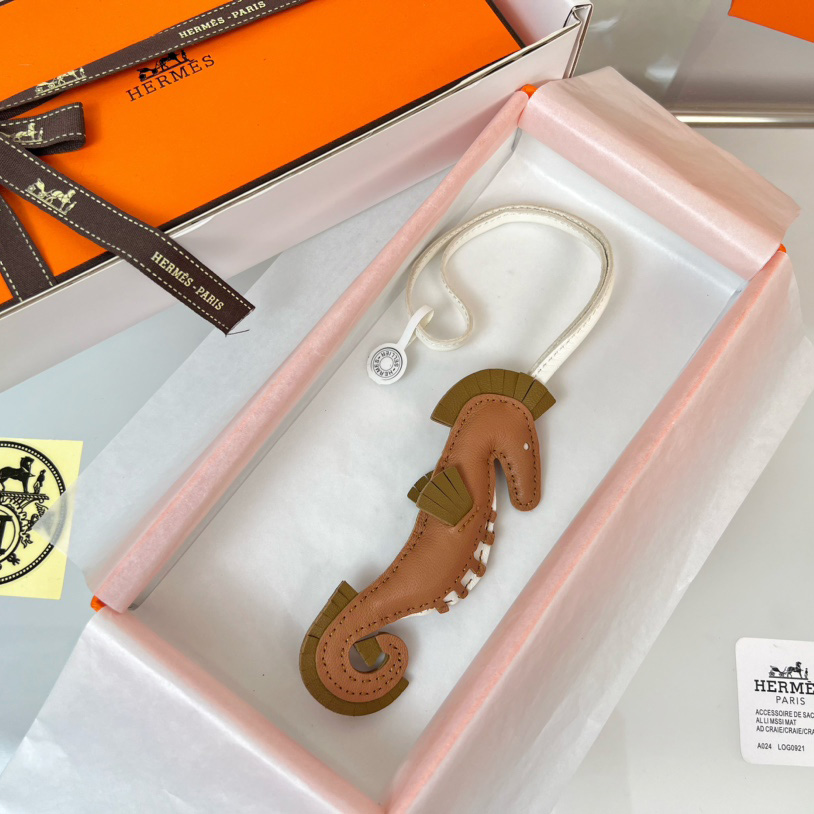 Hermes Seahorse Charm - EUR FASHION