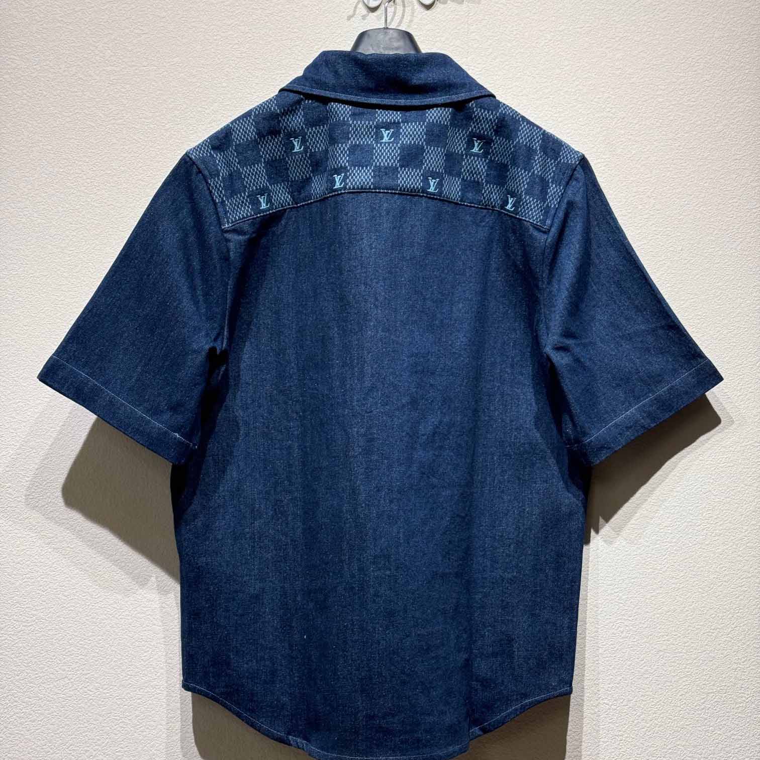 Louis Vuitton Printed Short-Sleeved Denim Shirt   1AFVQL - EUR FASHION