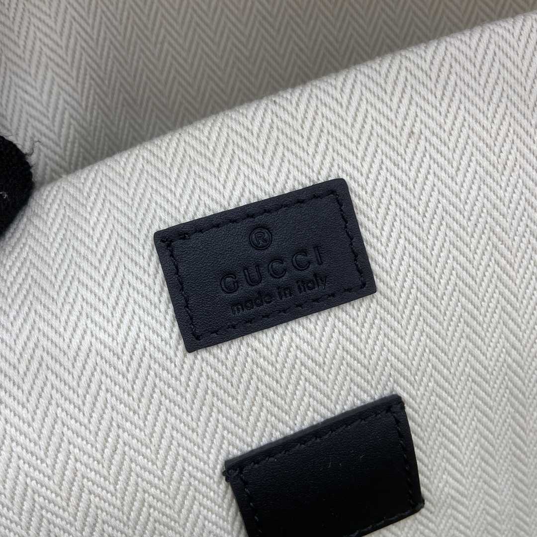 Gucci GG Emblem Medium Backpack  - EUR FASHION