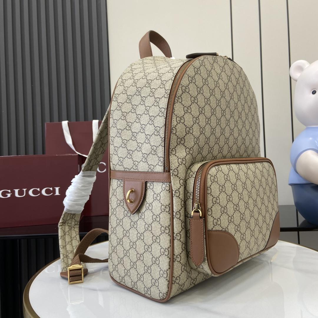 Gucci GG Emblem Medium Backpack  - EUR FASHION