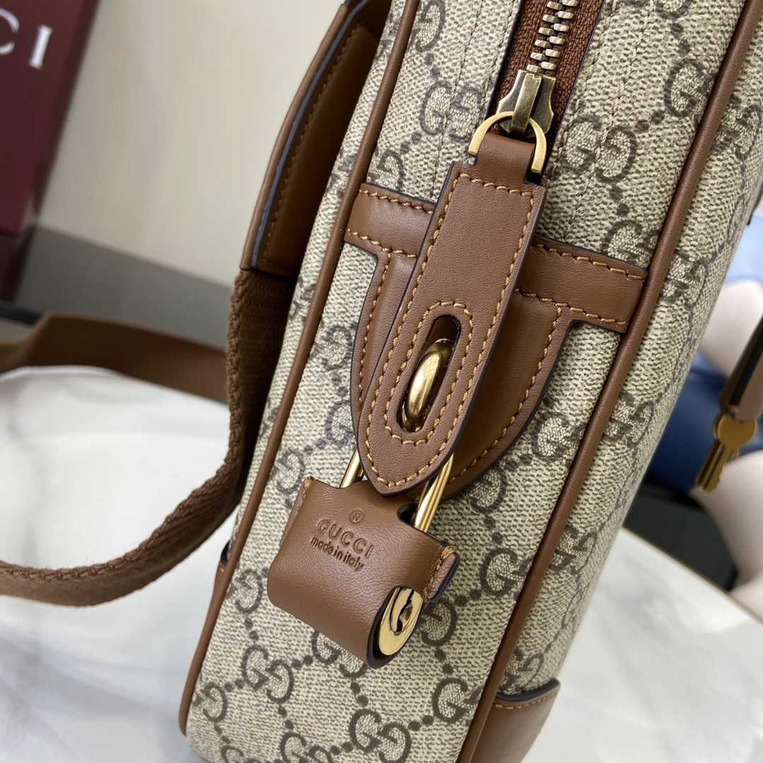 Gucci GG Emblem Medium Briefcase - EUR FASHION