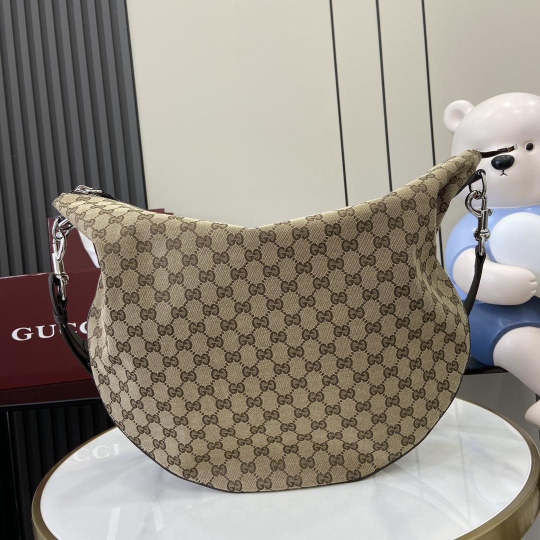 Gucci B Large Shoulder Bag - EUR FASHION