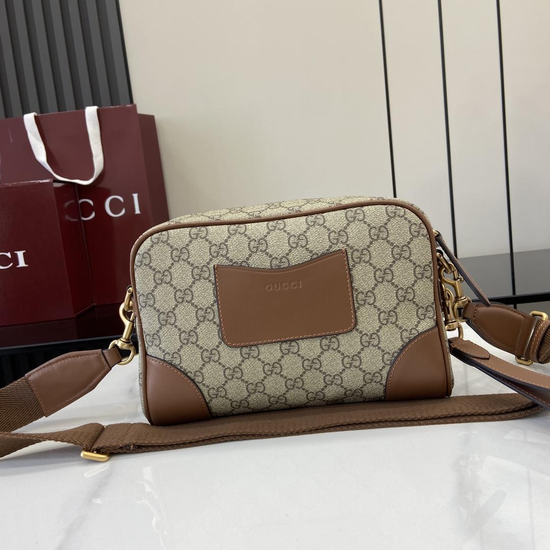 Gucci GG Emblem Small Crossbody Bag - EUR FASHION