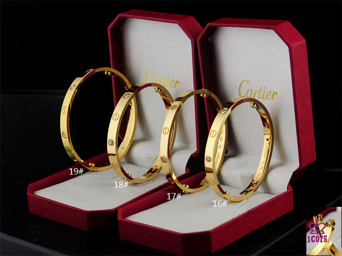 Cartier Classic Love Gold Bracelet With Diamonds - EUR FASHION