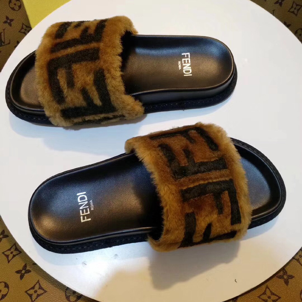 Fendi Brown Leather And Sheepskin Slides - EUR FASHION