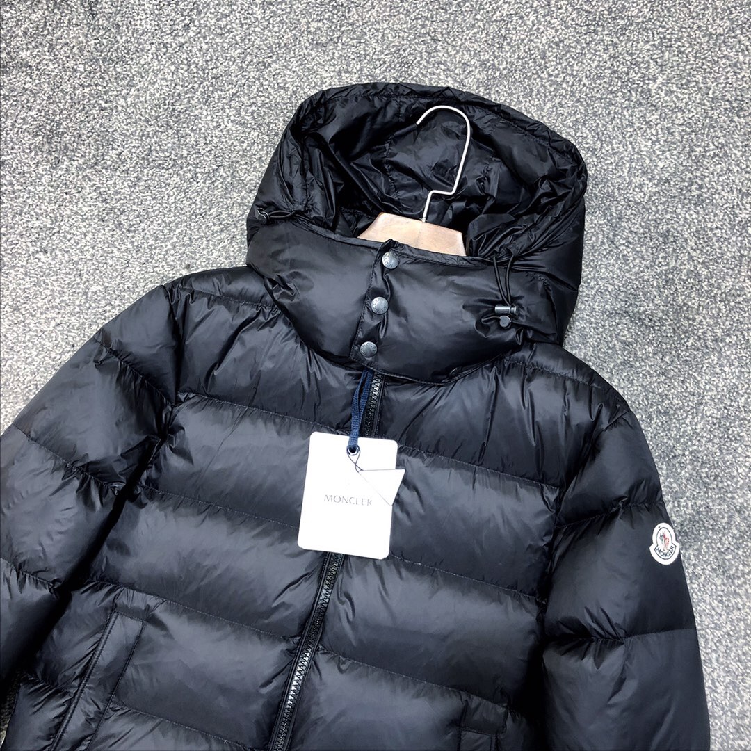 Moncler Black Down Jacket - EUR FASHION