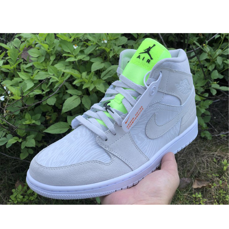 Jordan AJ1 Mid White Volt  - EUR FASHION