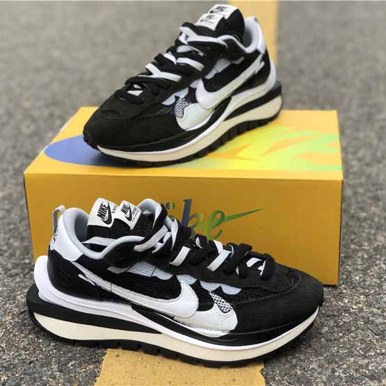 Nike X Sacai Ldv Waffle Daybreak Black - EUR FASHION